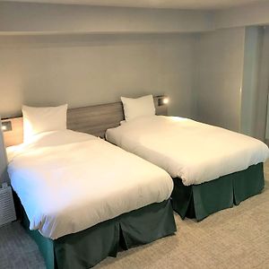 Premier Twin Room Non-Smoking